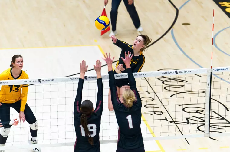 Warriors Take Marauders to Five Sets but Fall in Playoff
Battle