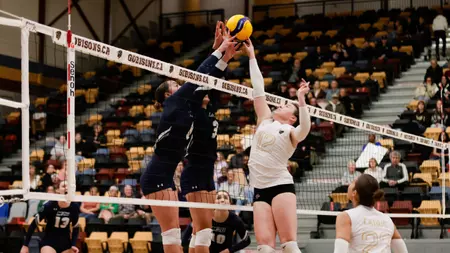 WVB: Cougars fall to Bisons in game one of Canada West
Quarter-Finals