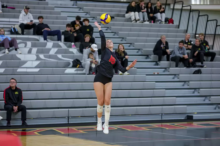 WVB: Sloane Fortin Named to 2024-25 OUA All-Rookie
Team